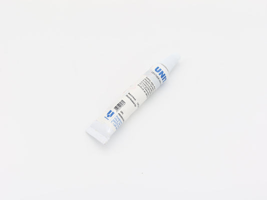 LEATHERVINYLGLUE8ml3